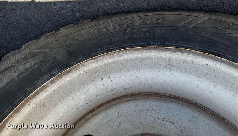 image for item DV2620 2014 International 4400 bucket truck