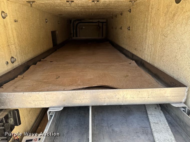 image for item DV2621 2013 International 7400 bucket truck