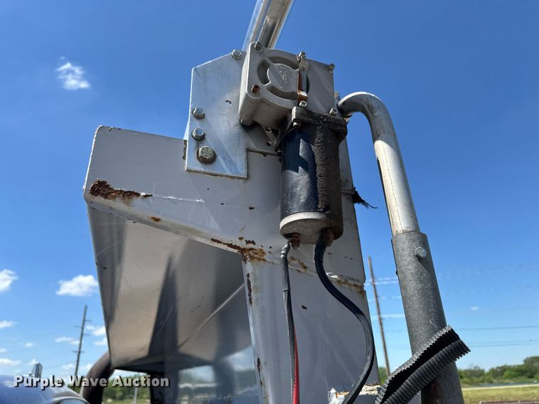 image for item DV2626 2018 Kenworth T880 dump truck