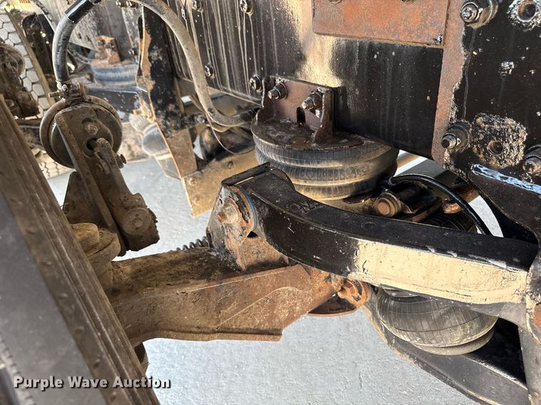 image for item DV2626 2018 Kenworth T880 dump truck