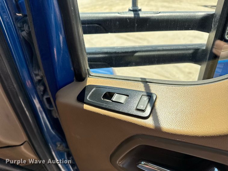 image for item DV2626 2018 Kenworth T880 dump truck