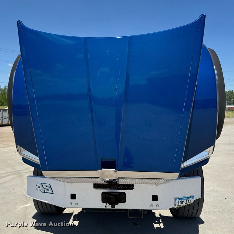 image for item DV2626 2018 Kenworth T880 dump truck