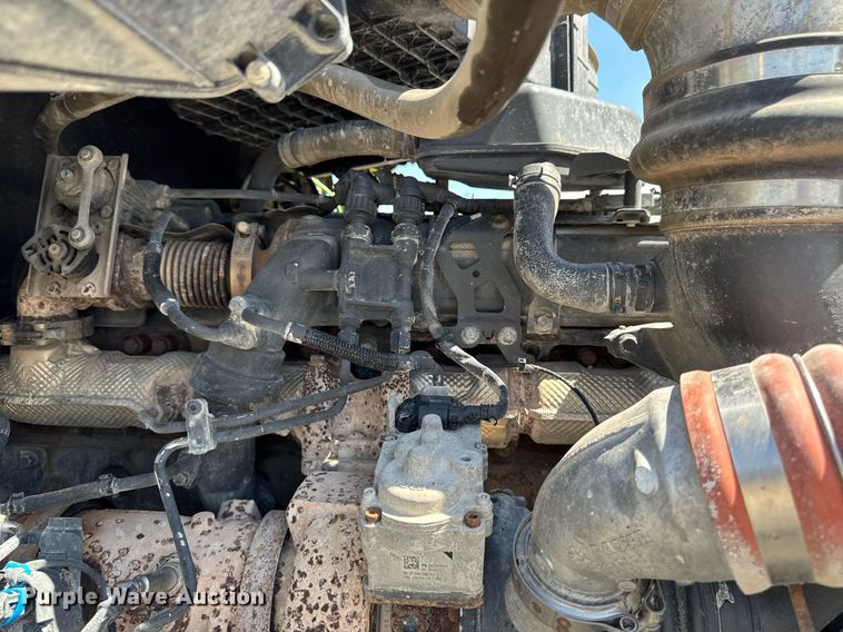 image for item DV2626 2018 Kenworth T880 dump truck