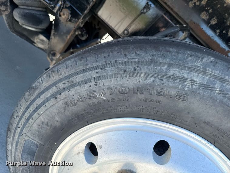 image for item DV2626 2018 Kenworth T880 dump truck