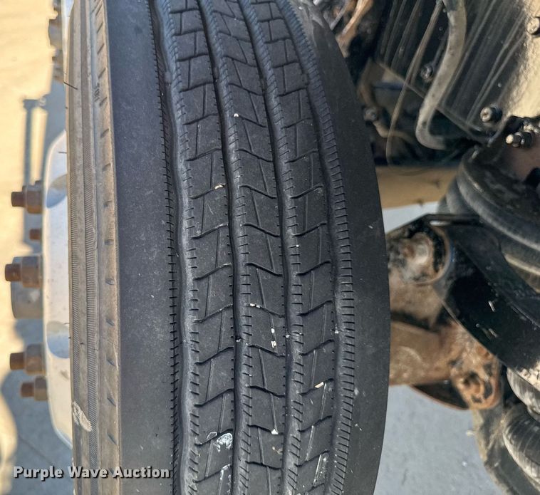 image for item DV2626 2018 Kenworth T880 dump truck