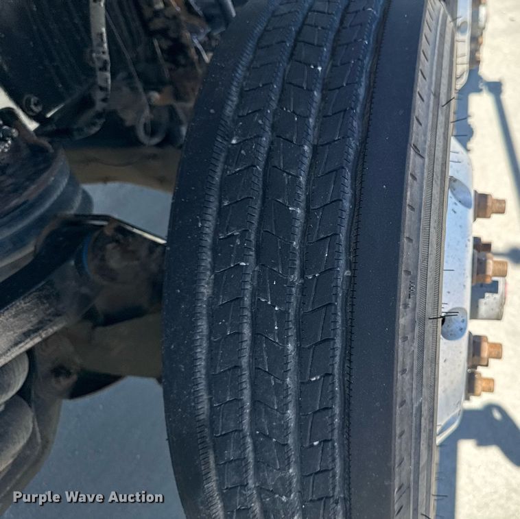 image for item DV2626 2018 Kenworth T880 dump truck