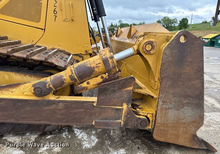 image for item DV2653 2012 Caterpillar D8T LGP dozer