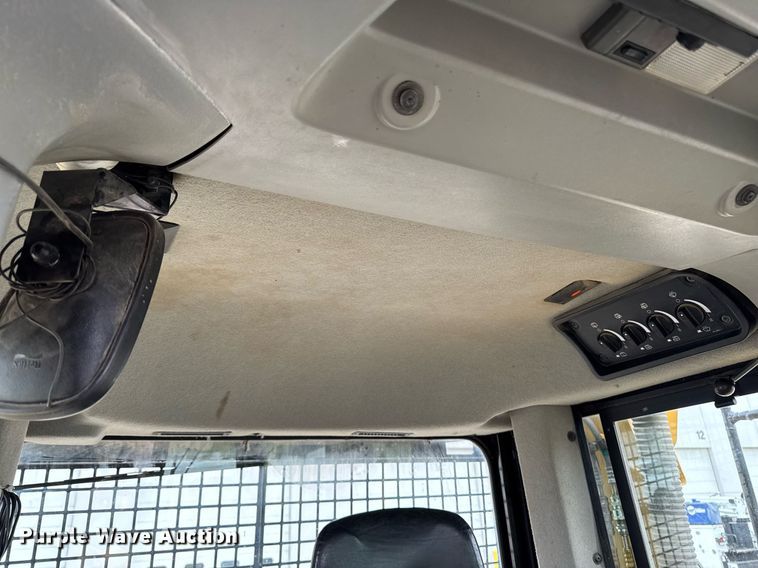 image for item DV2653 2012 Caterpillar D8T LGP dozer