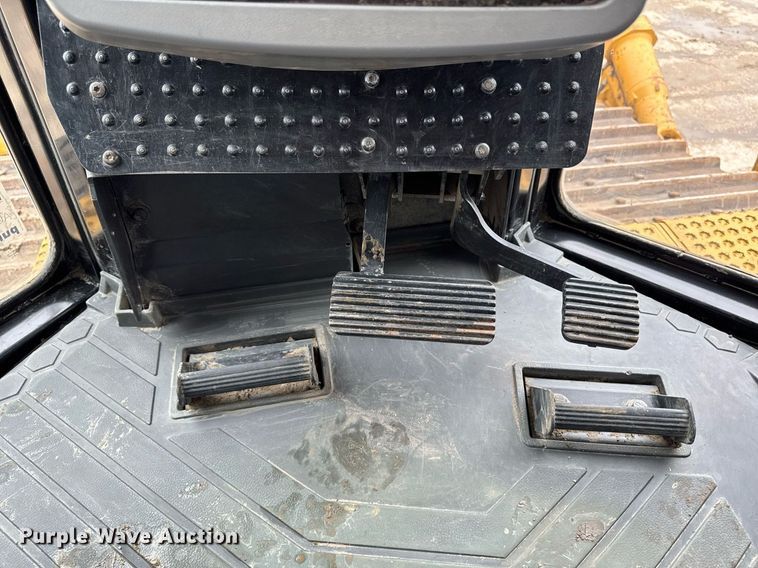 image for item DV2653 2012 Caterpillar D8T LGP dozer