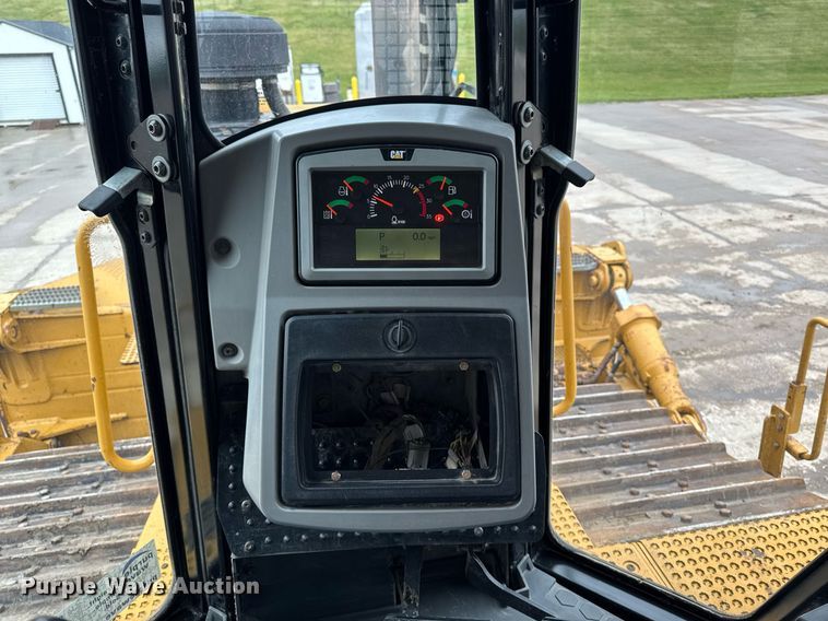 image for item DV2653 2012 Caterpillar D8T LGP dozer