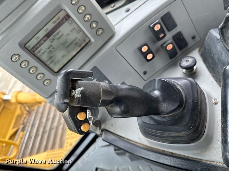 image for item DV2653 2012 Caterpillar D8T LGP dozer