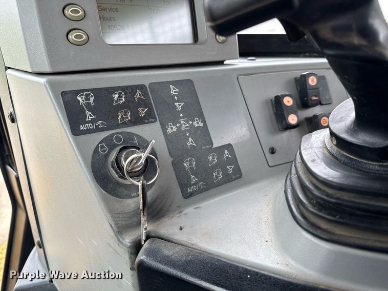 image for item DV2653 2012 Caterpillar D8T LGP dozer