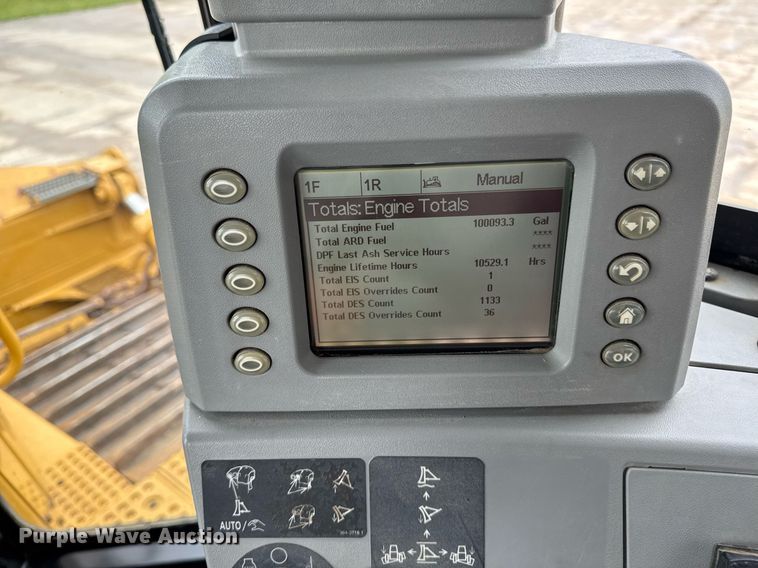 image for item DV2653 2012 Caterpillar D8T LGP dozer