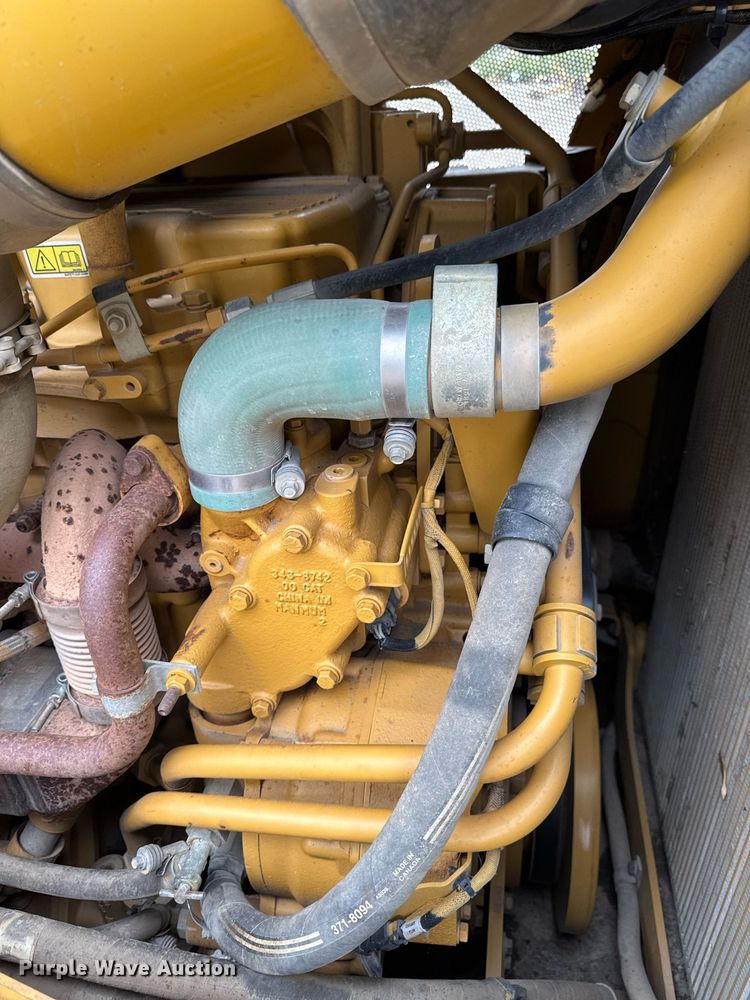 image for item DV2653 2012 Caterpillar D8T LGP dozer