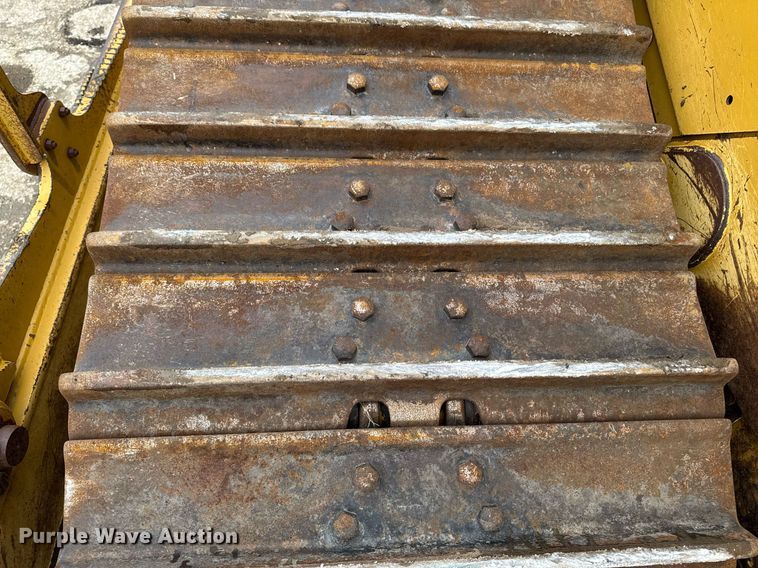 image for item DV2653 2012 Caterpillar D8T LGP dozer