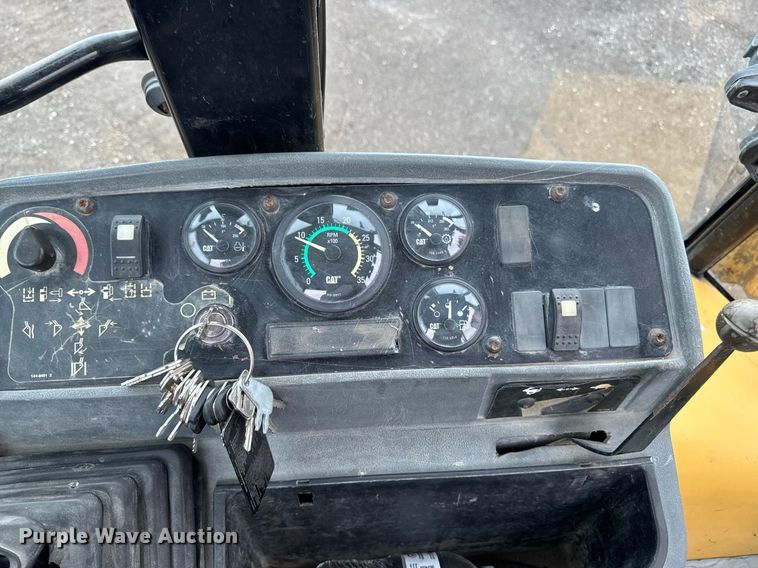 image for item DV2654 1998 Caterpillar 416C backhoe