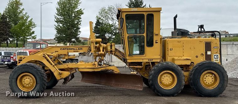 image for item DV2655 1985 Caterpillar 140G motor grader