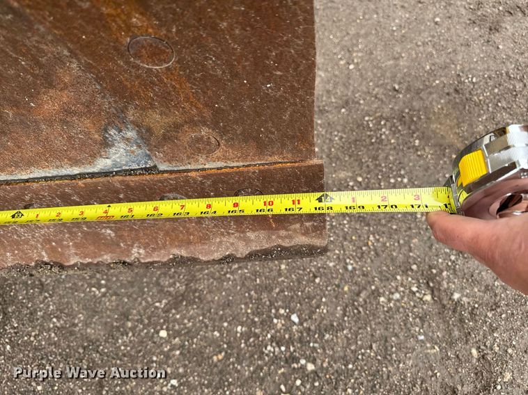 image for item DV2655 1985 Caterpillar 140G motor grader