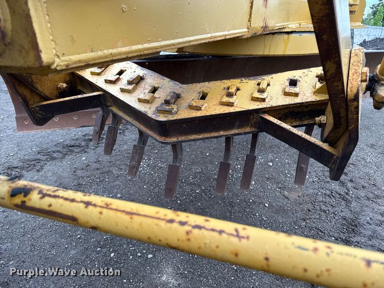 image for item DV2655 1985 Caterpillar 140G motor grader