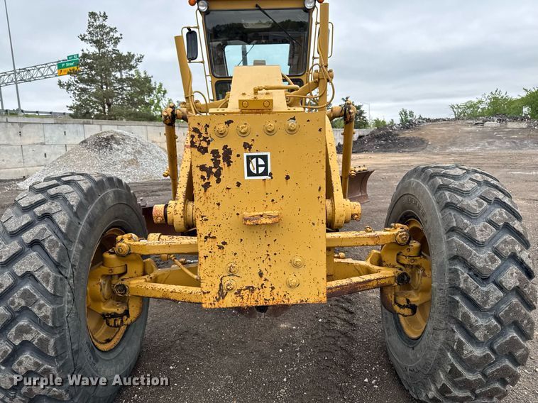 image for item DV2655 1985 Caterpillar 140G motor grader