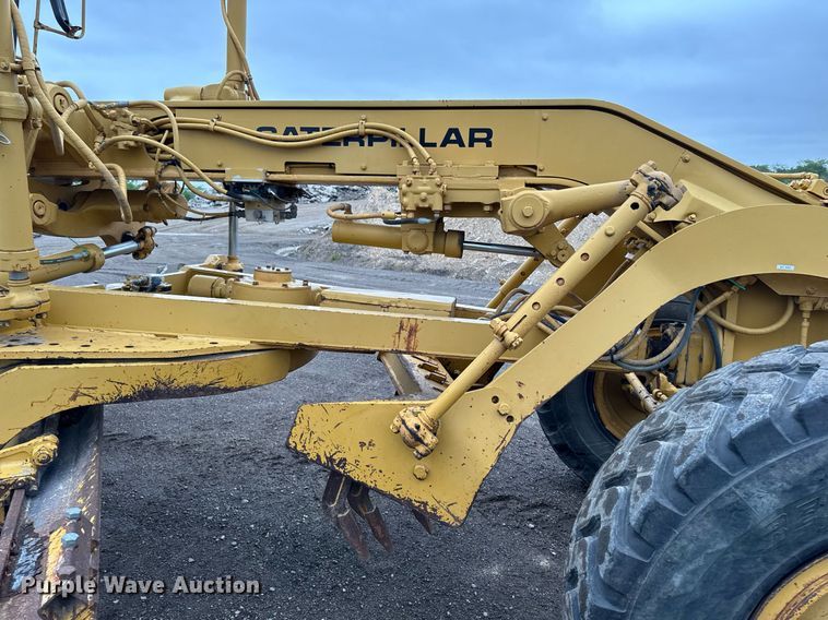 image for item DV2655 1985 Caterpillar 140G motor grader