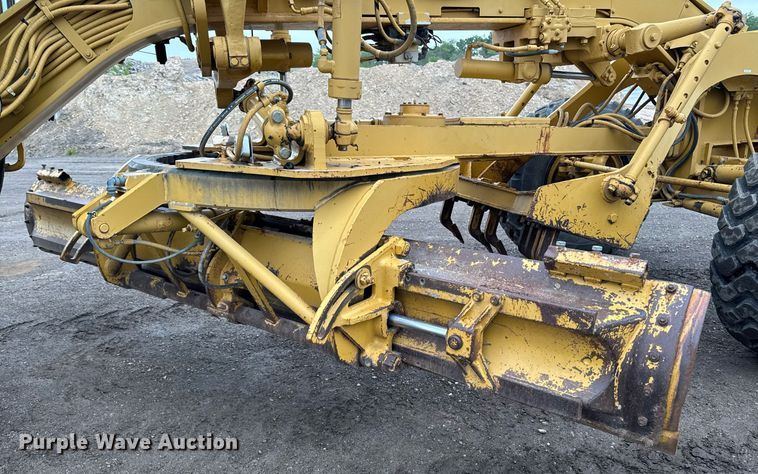 image for item DV2655 1985 Caterpillar 140G motor grader