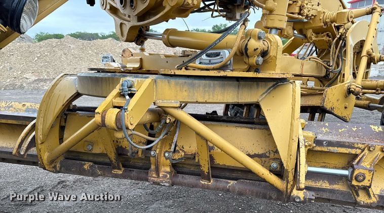 image for item DV2655 1985 Caterpillar 140G motor grader