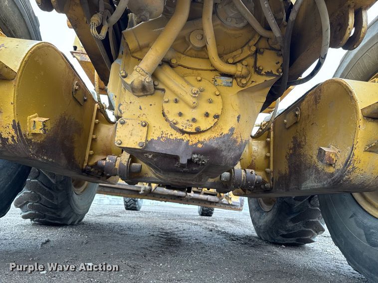 image for item DV2655 1985 Caterpillar 140G motor grader