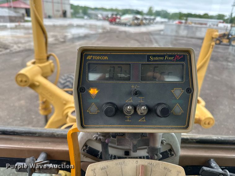 image for item DV2655 1985 Caterpillar 140G motor grader