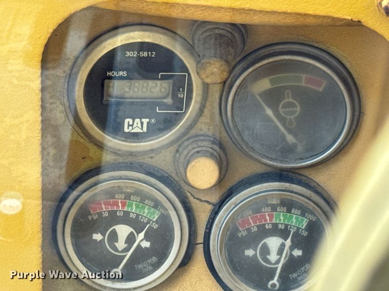 image for item DV2655 1985 Caterpillar 140G motor grader