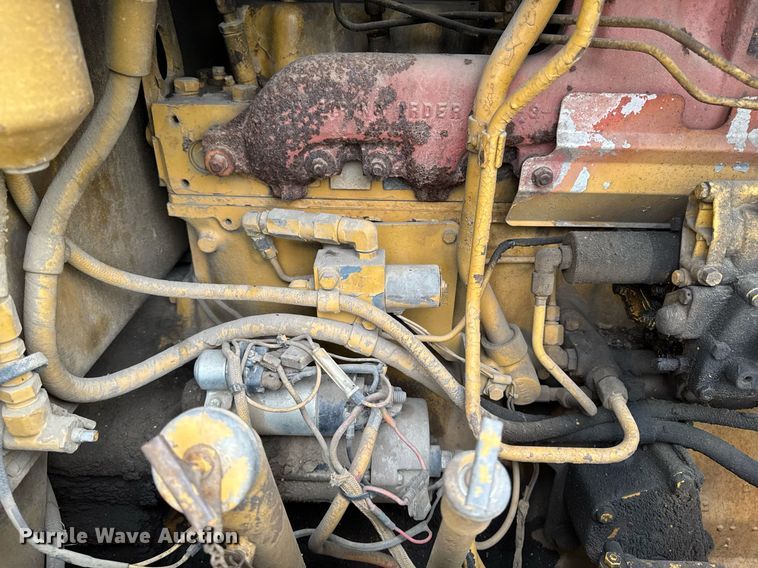image for item DV2655 1985 Caterpillar 140G motor grader