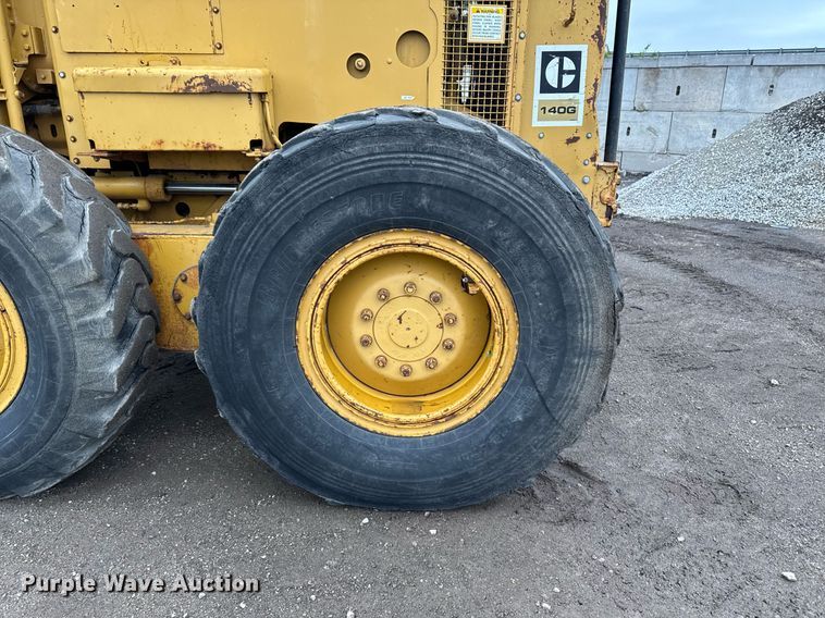 image for item DV2655 1985 Caterpillar 140G motor grader