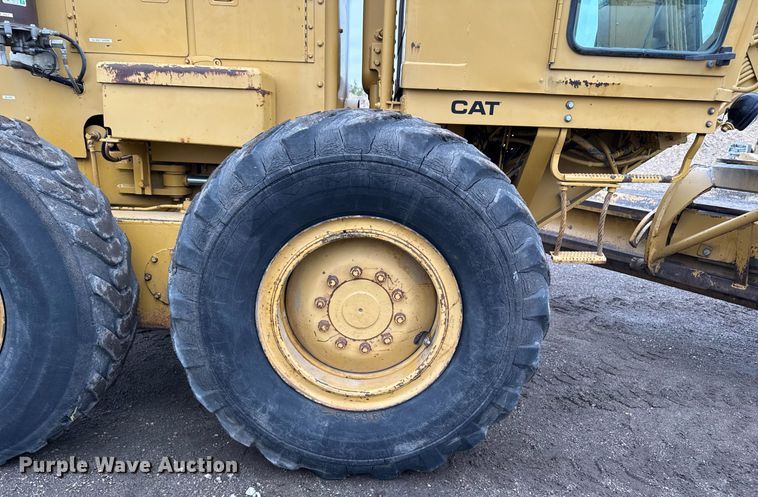 image for item DV2655 1985 Caterpillar 140G motor grader