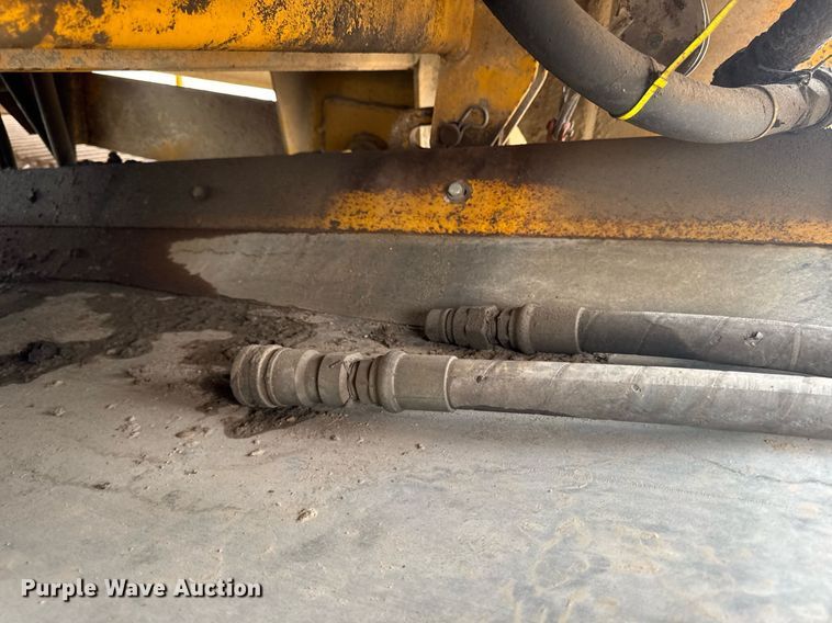 image for item DV2656 Gomaco 9500 trimmer