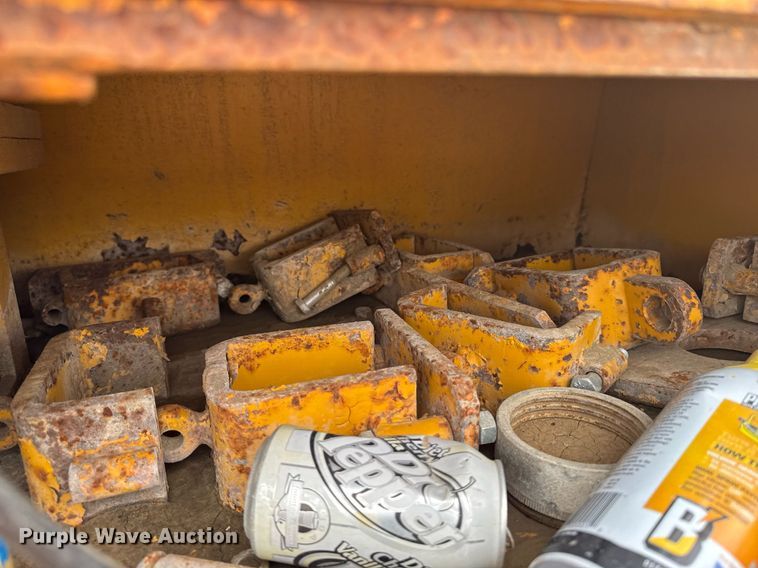 image for item DV2656 Gomaco 9500 trimmer