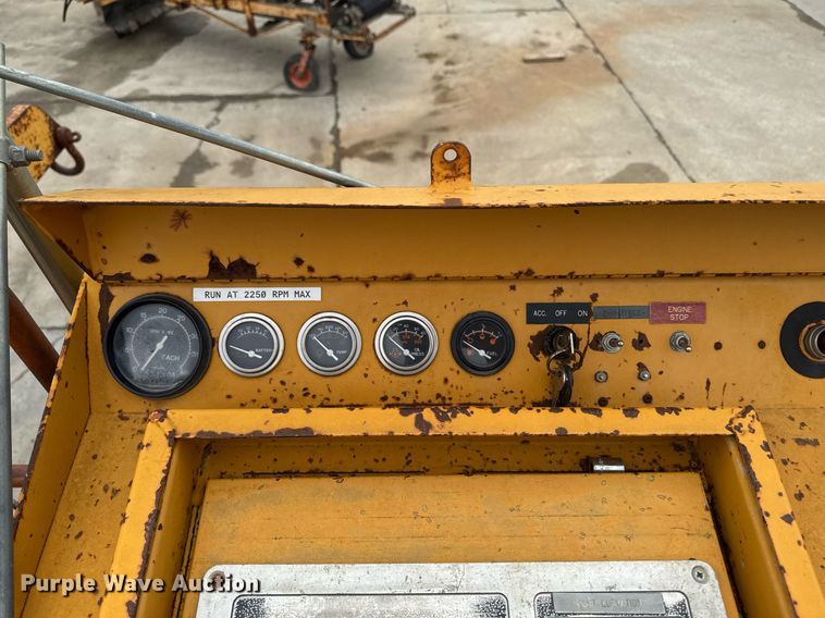 image for item DV2656 Gomaco 9500 trimmer