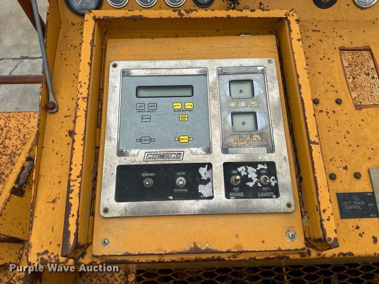 image for item DV2656 Gomaco 9500 trimmer