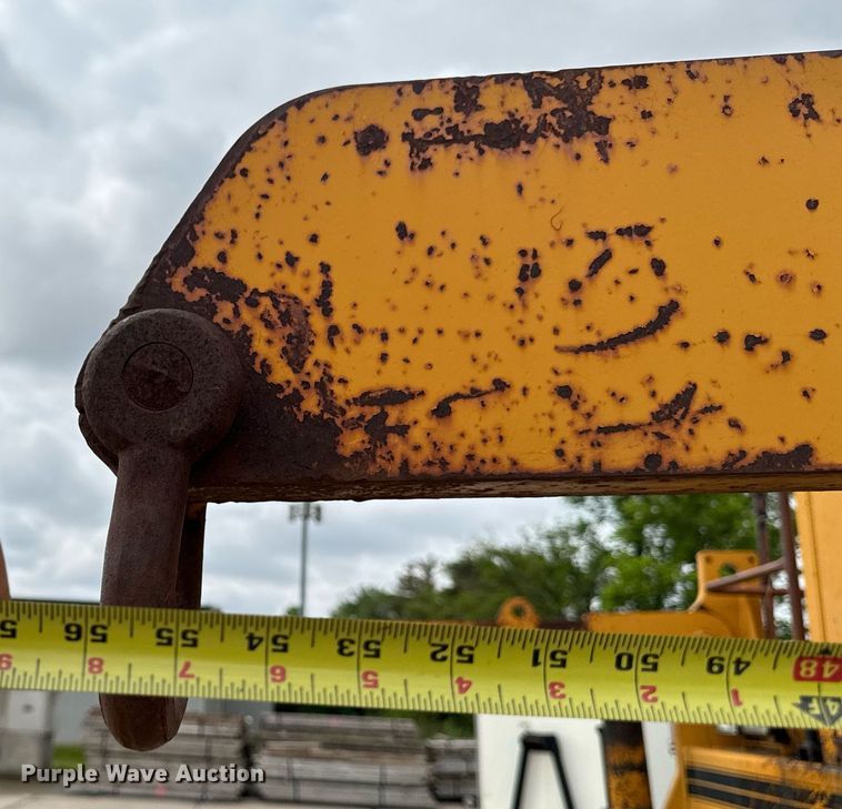 image for item DV2656 Gomaco 9500 trimmer