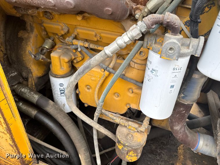 image for item DV2656 Gomaco 9500 trimmer