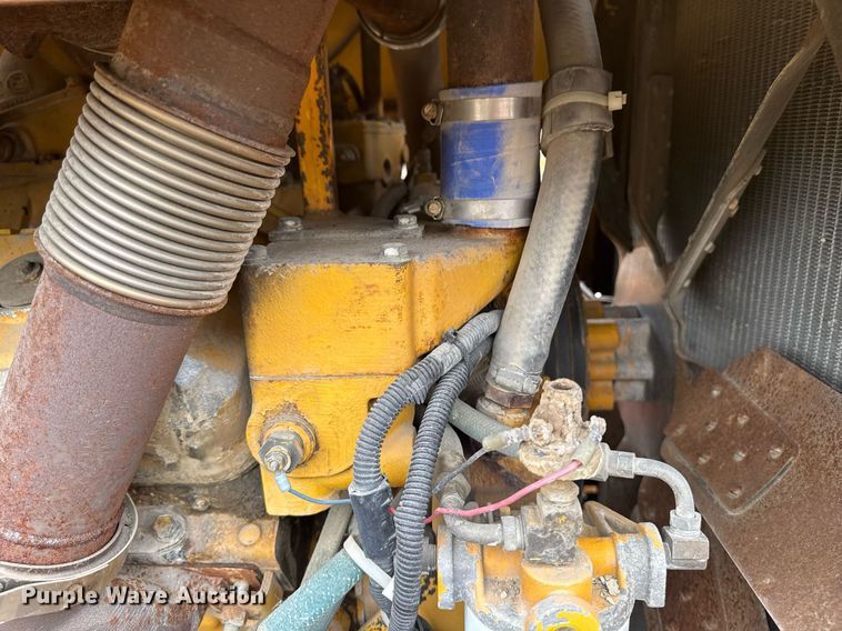 image for item DV2656 Gomaco 9500 trimmer