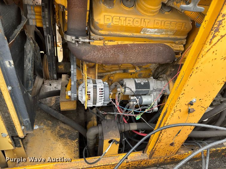 image for item DV2656 Gomaco 9500 trimmer