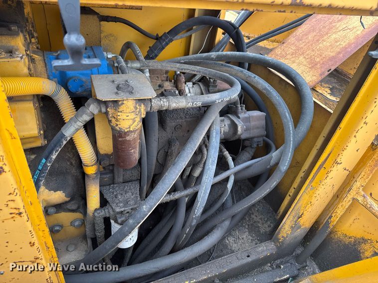 image for item DV2656 Gomaco 9500 trimmer