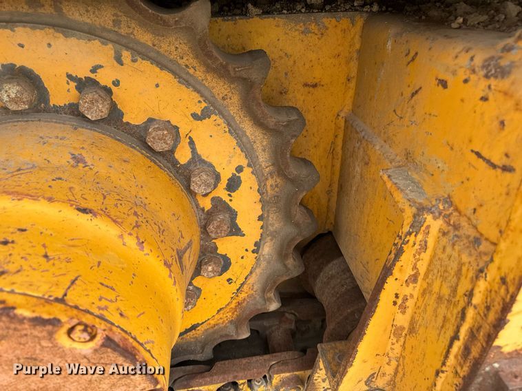 image for item DV2656 Gomaco 9500 trimmer