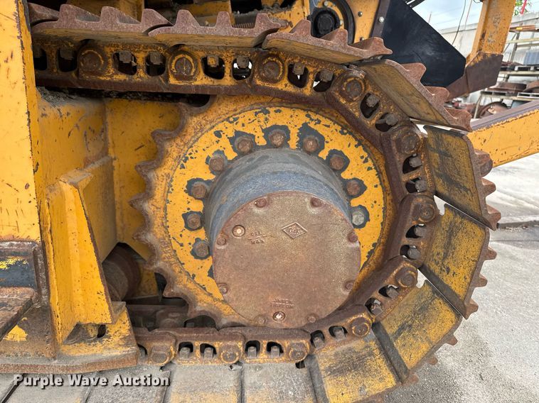 image for item DV2656 Gomaco 9500 trimmer