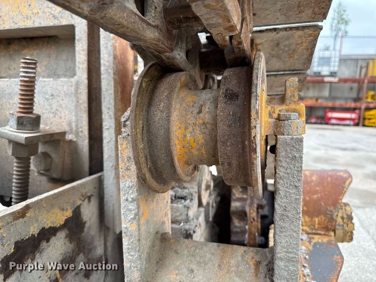 image for item DV2658 Pav Saver Maxi Pave paver