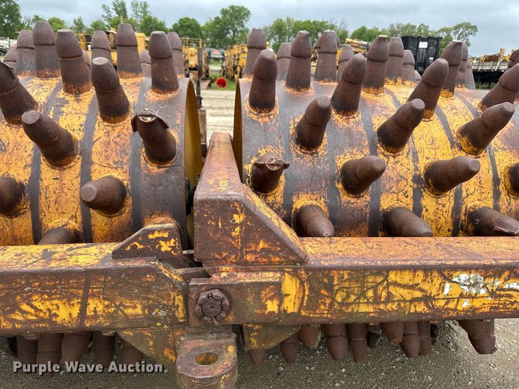 image for item DV2670 Wabco W2 sheepsfoot roller compactor
