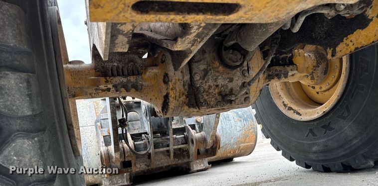 image for item DV2707 2013 John Deere 644K wheel loader