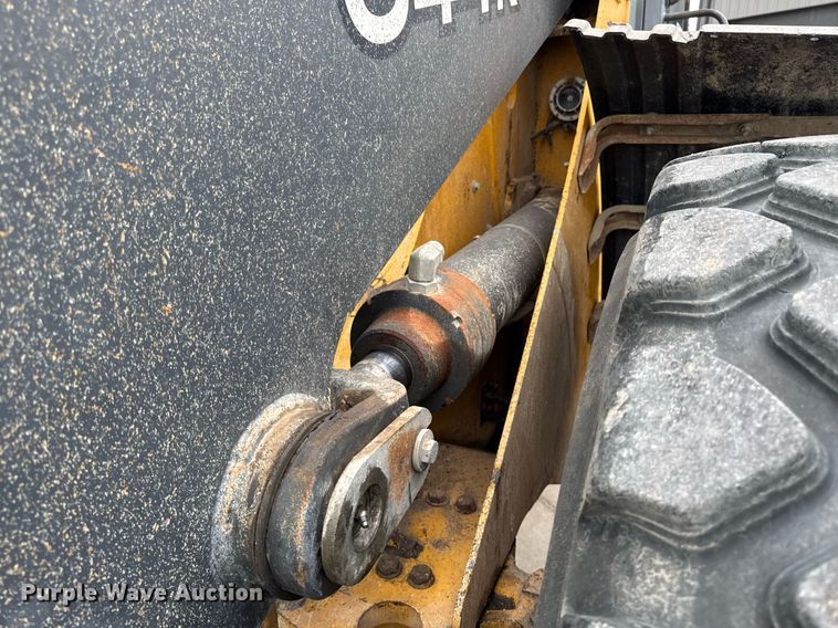 image for item DV2707 2013 John Deere 644K wheel loader