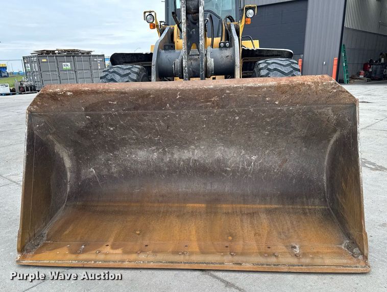 image for item DV2707 2013 John Deere 644K wheel loader