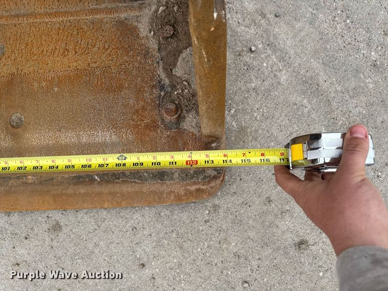 image for item DV2707 2013 John Deere 644K wheel loader